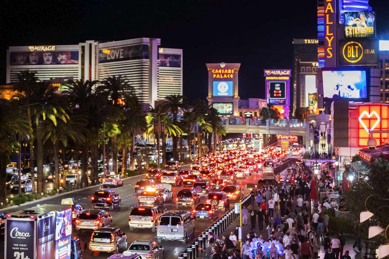 Las Vegas Strip casino operator raises fee most can't avoid - TheStreet