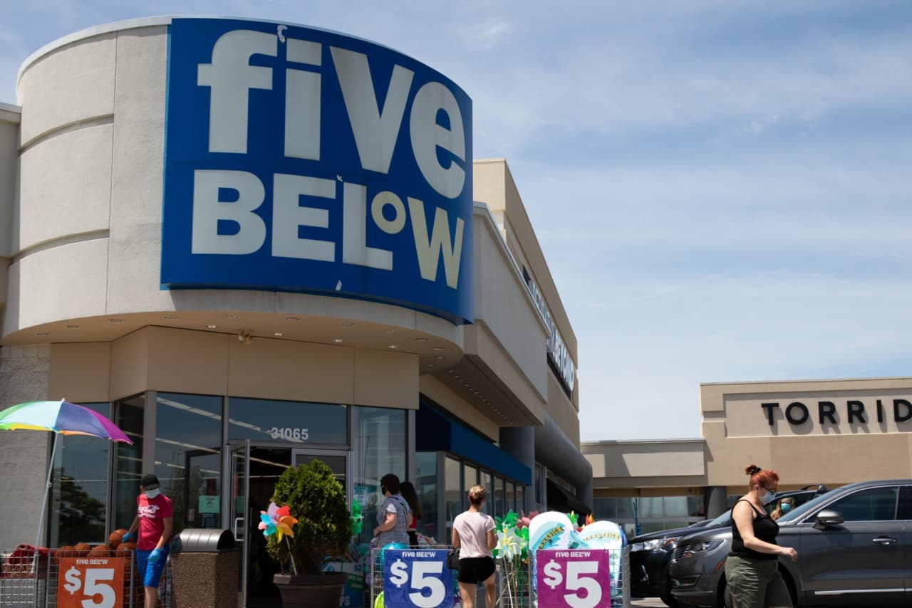 Five Below Heads 9 Lower After Earnings Double But Sales Come Up Short Marketwatch
