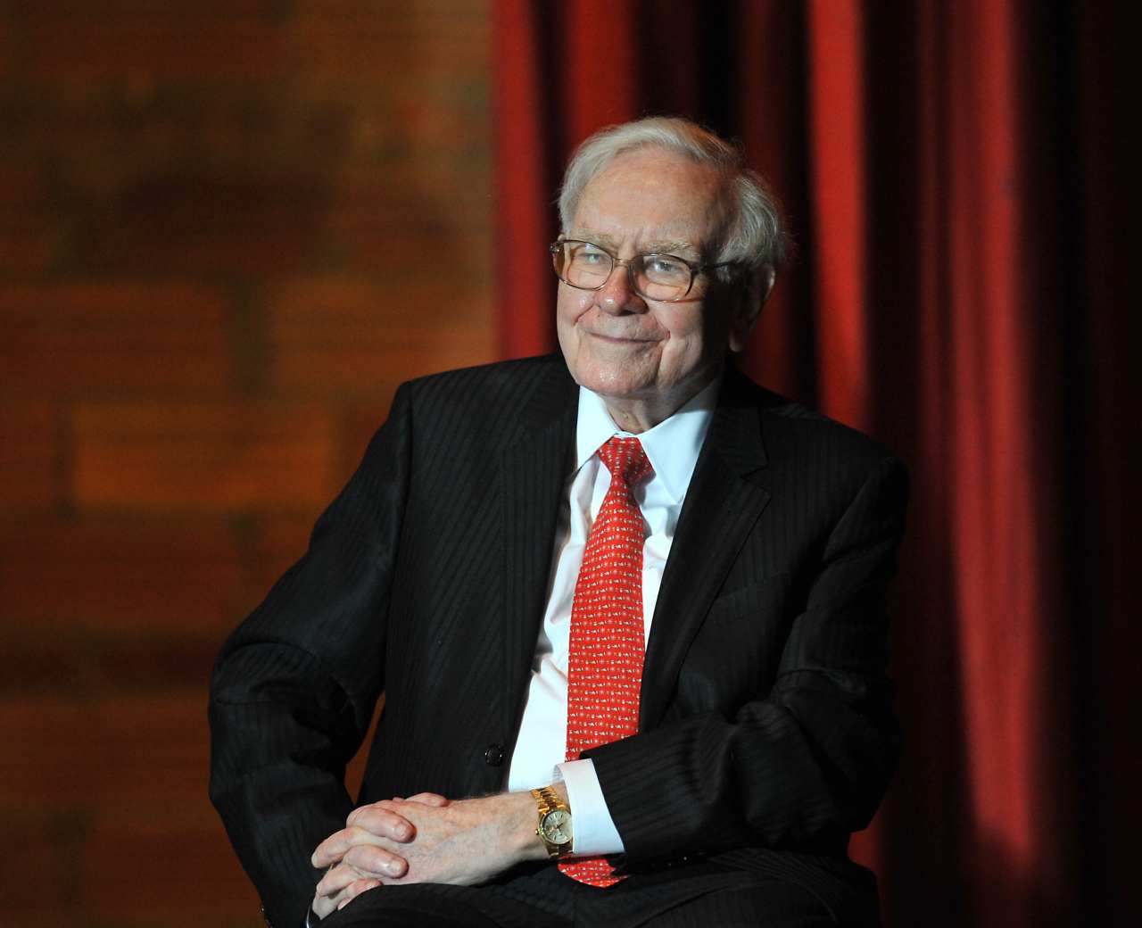 UnitedHealth makes investors like Warren Buffett happy by saying business is fine