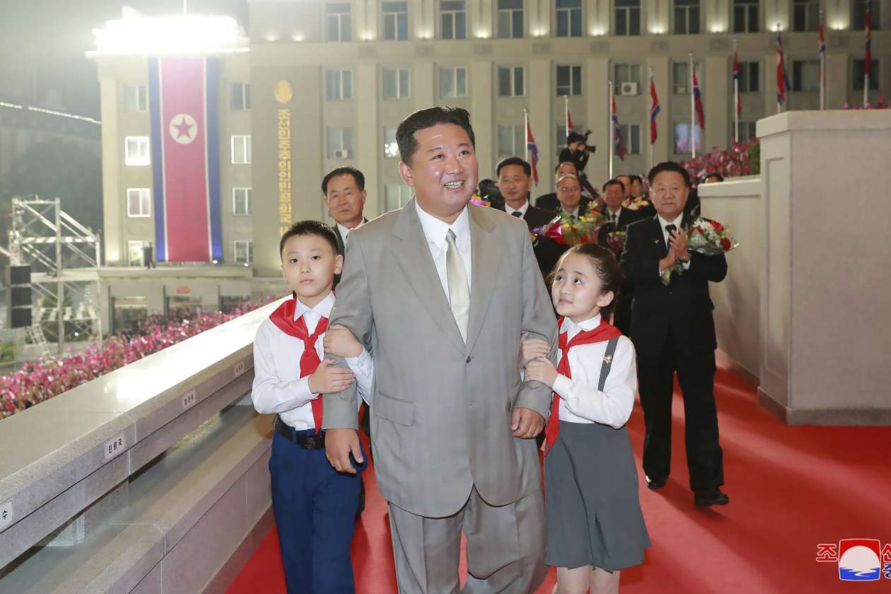Thinner, energetic Kim Jong Un stands out at North Korean parade -  MarketWatch