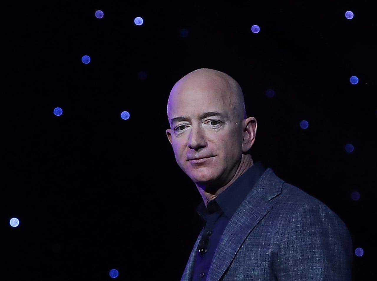 Jeff Bezos aims to sell another $5 billion of Amazon stock, after earlier selling spree