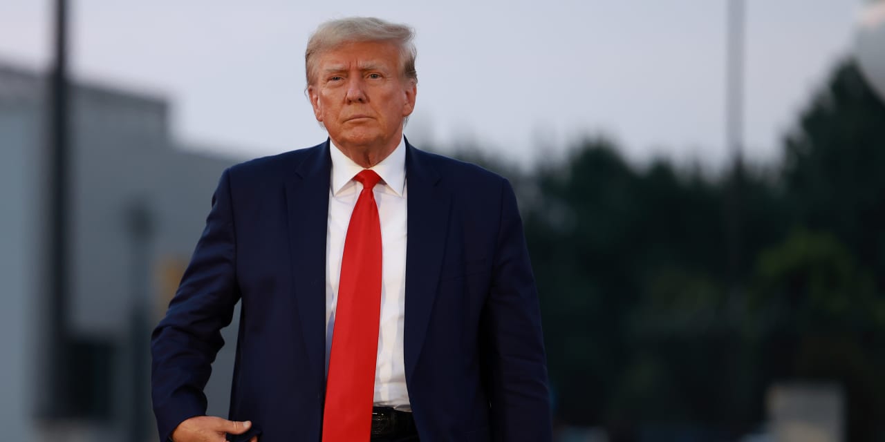 DWAC’s stock takes a dive after merger with Trump Media approved by shareholders