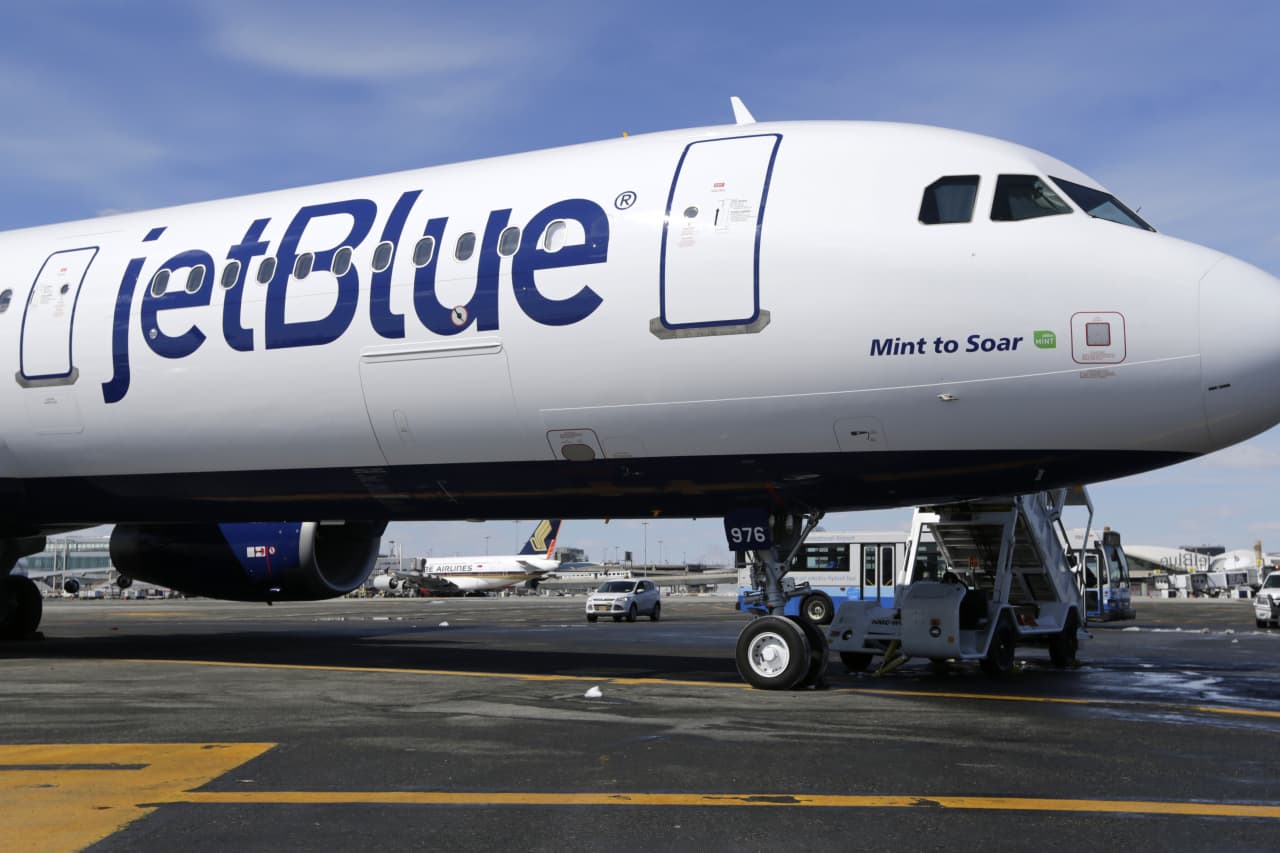 JetBlue’s stock slides 16%, on pace for biggest decline in 4 years, after first-quarter loss widens