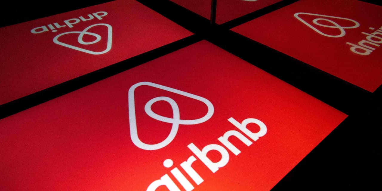 #: Airbnb is doing better than it was before the pandemic, and the stock is gaining