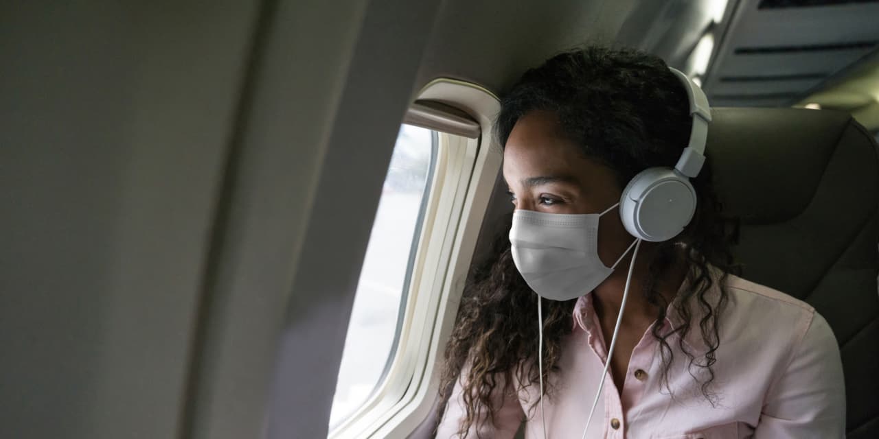 Flying Soon? Here's the Covid Safety Gear You Do—and Don't—Need. - WSJ