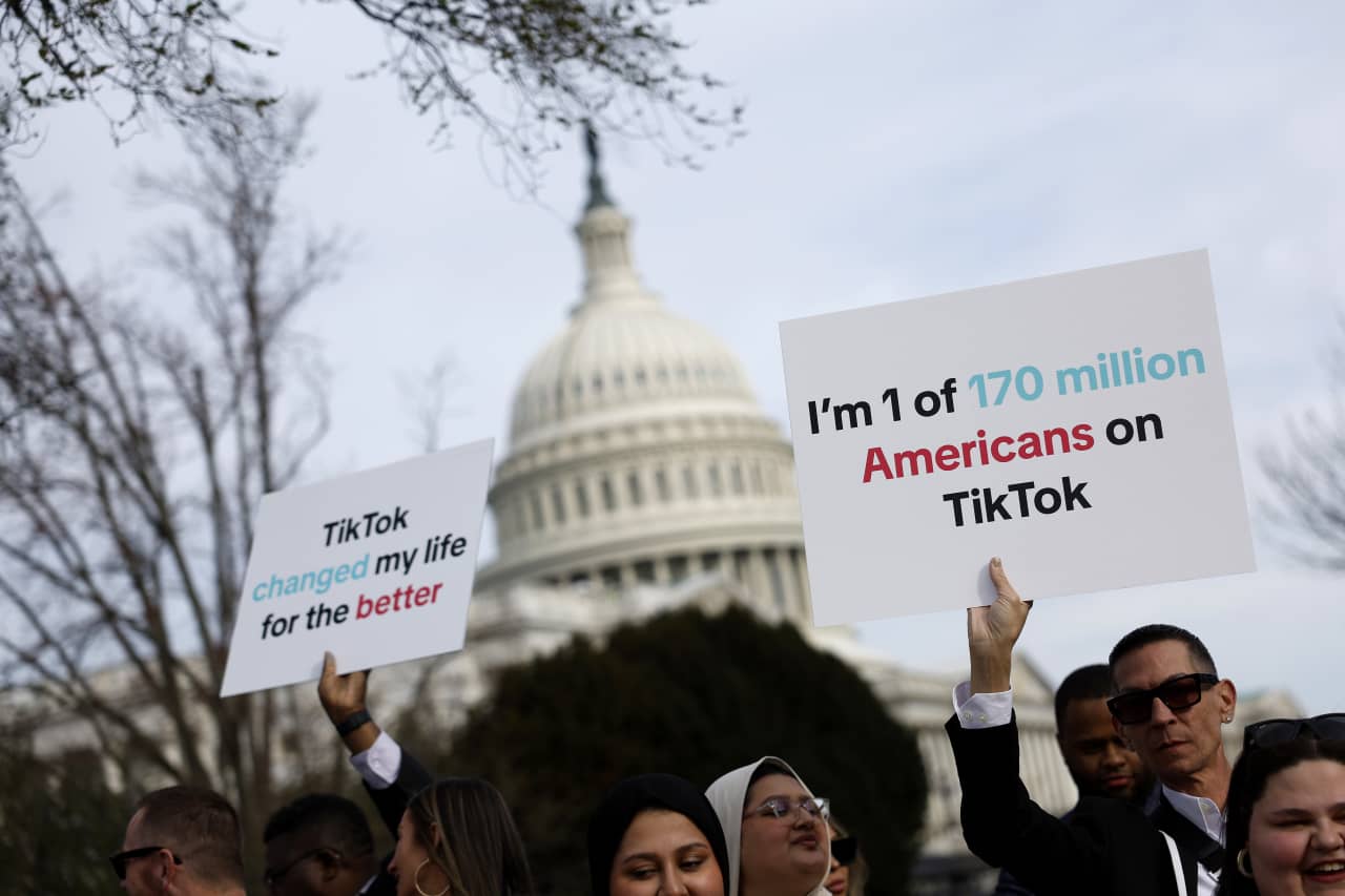 Congressional push to take TikTok off your phone may ‘be lost in the fog of presidential politics,’ Pence says