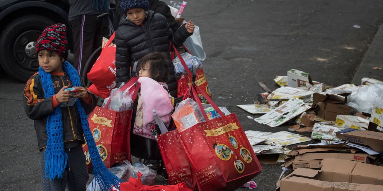 If America is so rich, why are so many people so poor? - Vimarsana News