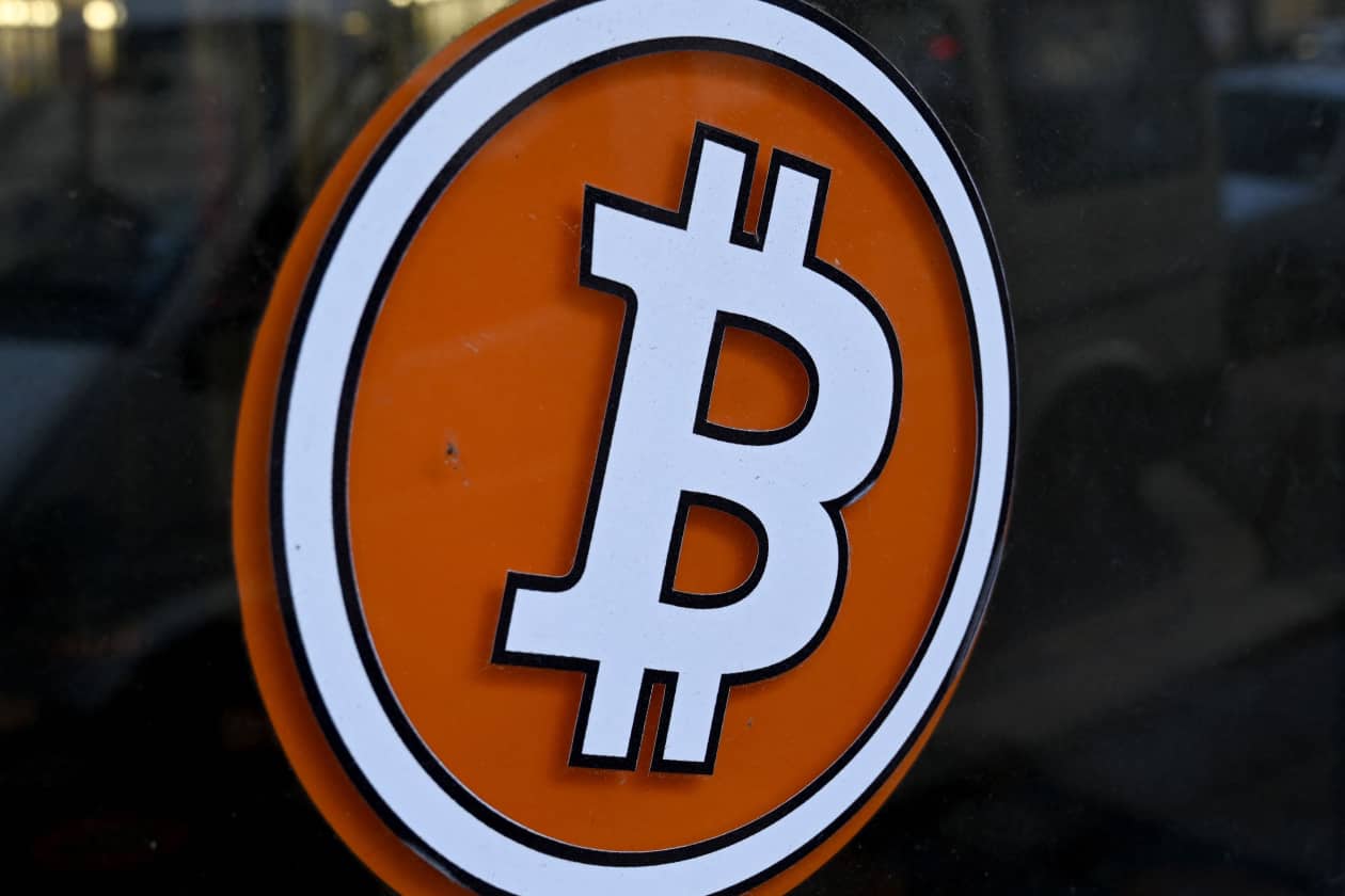 You can now buy bitcoin at some Walmart stores in the U.S. - MarketWatch