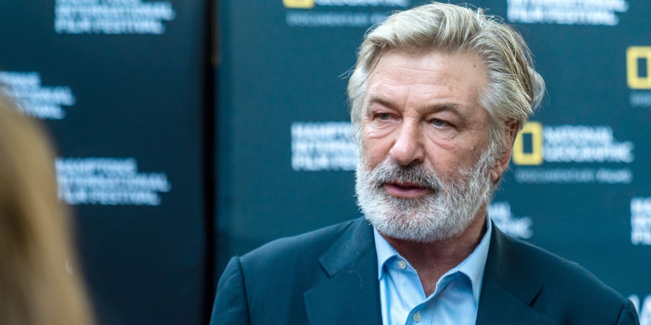 #The Wall Street Journal: Alec Baldwin’s ‘Rust’ film set hampered by worker complaints over pay, long hours and safety
