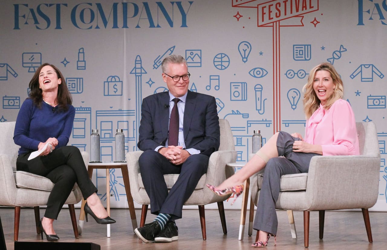 Spanx founder Sara Blakely gifts employees plane tickets, $10,000