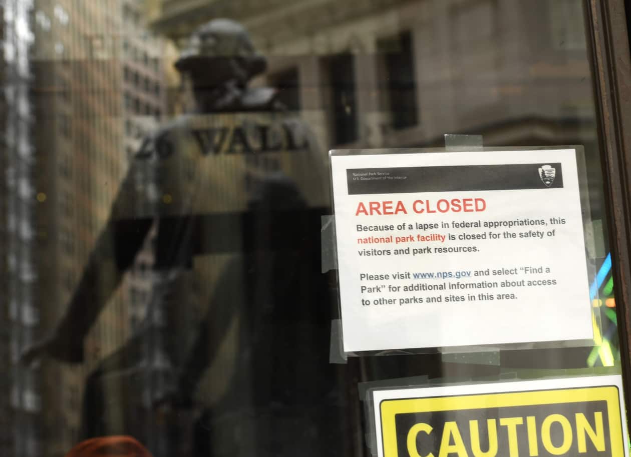 Chances of a government shutdown spike after Trump cancels meeting with ...