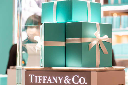 Supreme x Tiffany & Co. collaboration tries to sparkle with younger  shoppers - MarketWatch