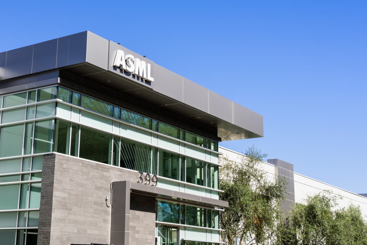 Struggling to keep pace with demand, ASML raises outlook after barnstorming first quarter