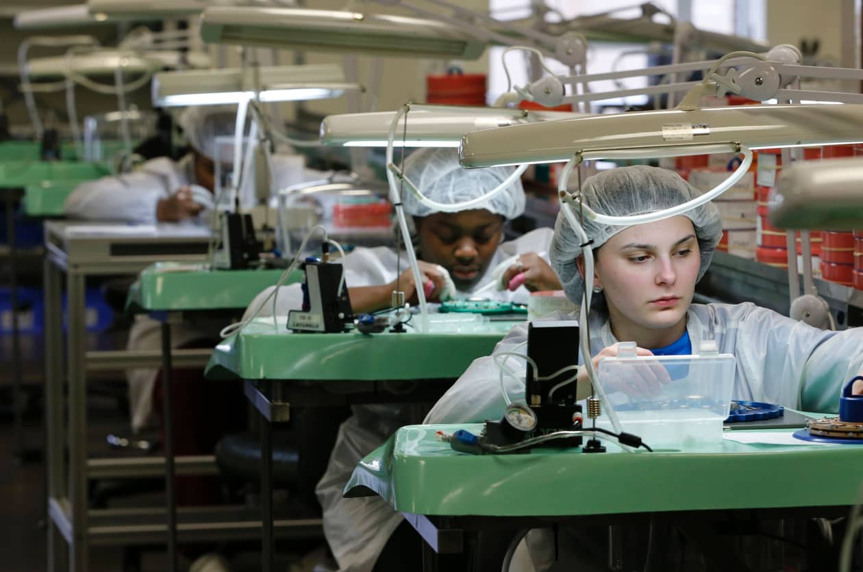 Opinion: Wage inflation is a myth — but to the Fed it’s real and ...