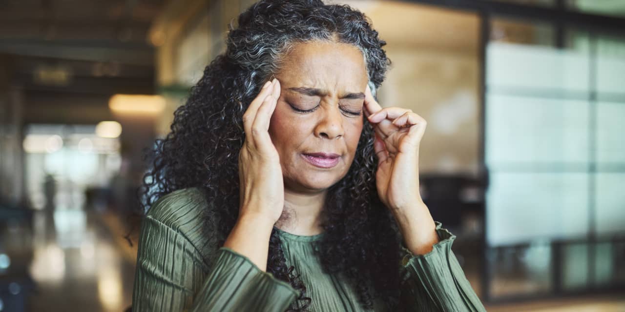 ‘I’m so screwed’: How can I afford to care for a mom with dementia and ...