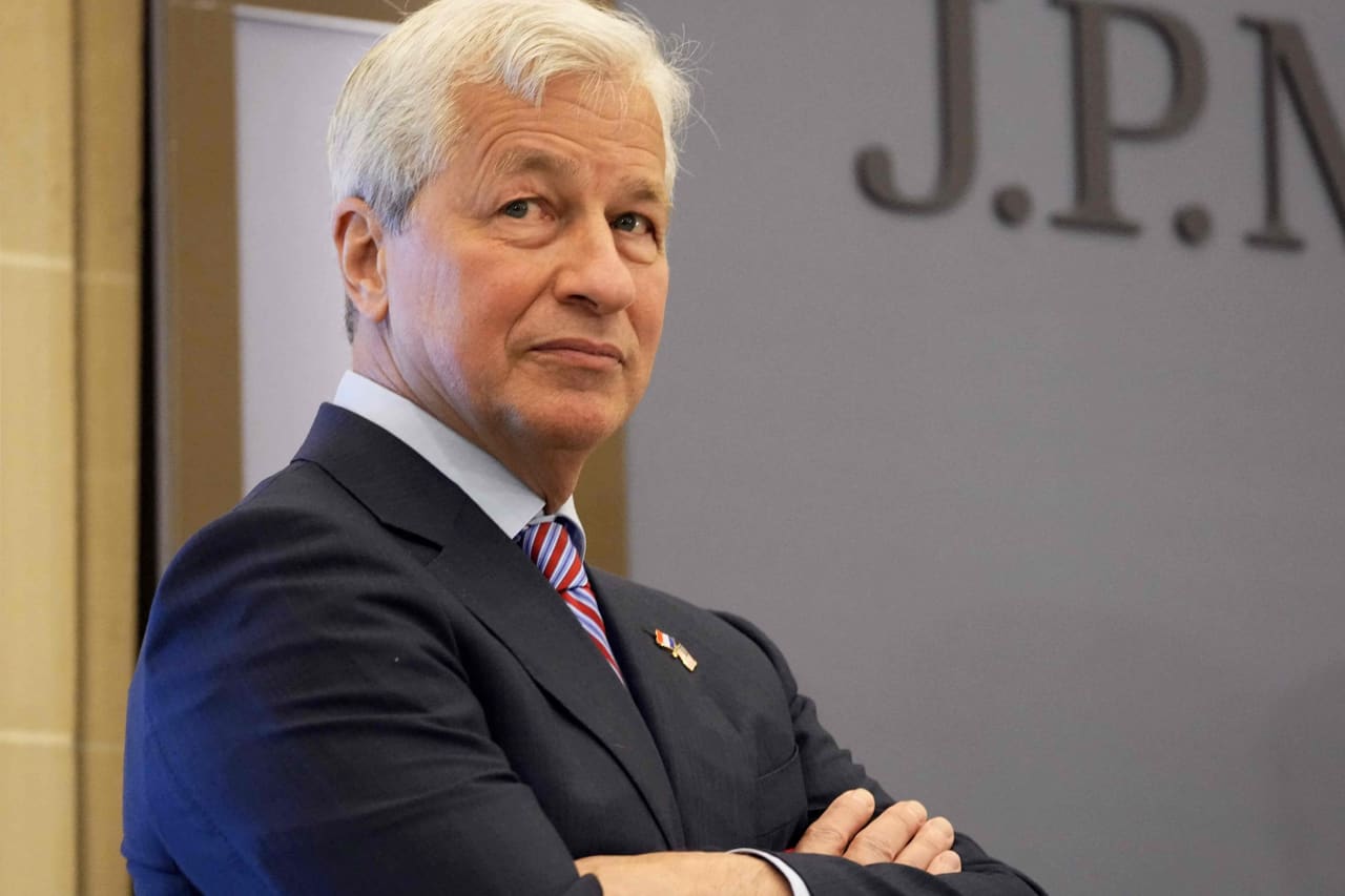 Jamie Dimon believes the odds of a ‘soft landing’ are about half what Wall Street expects.