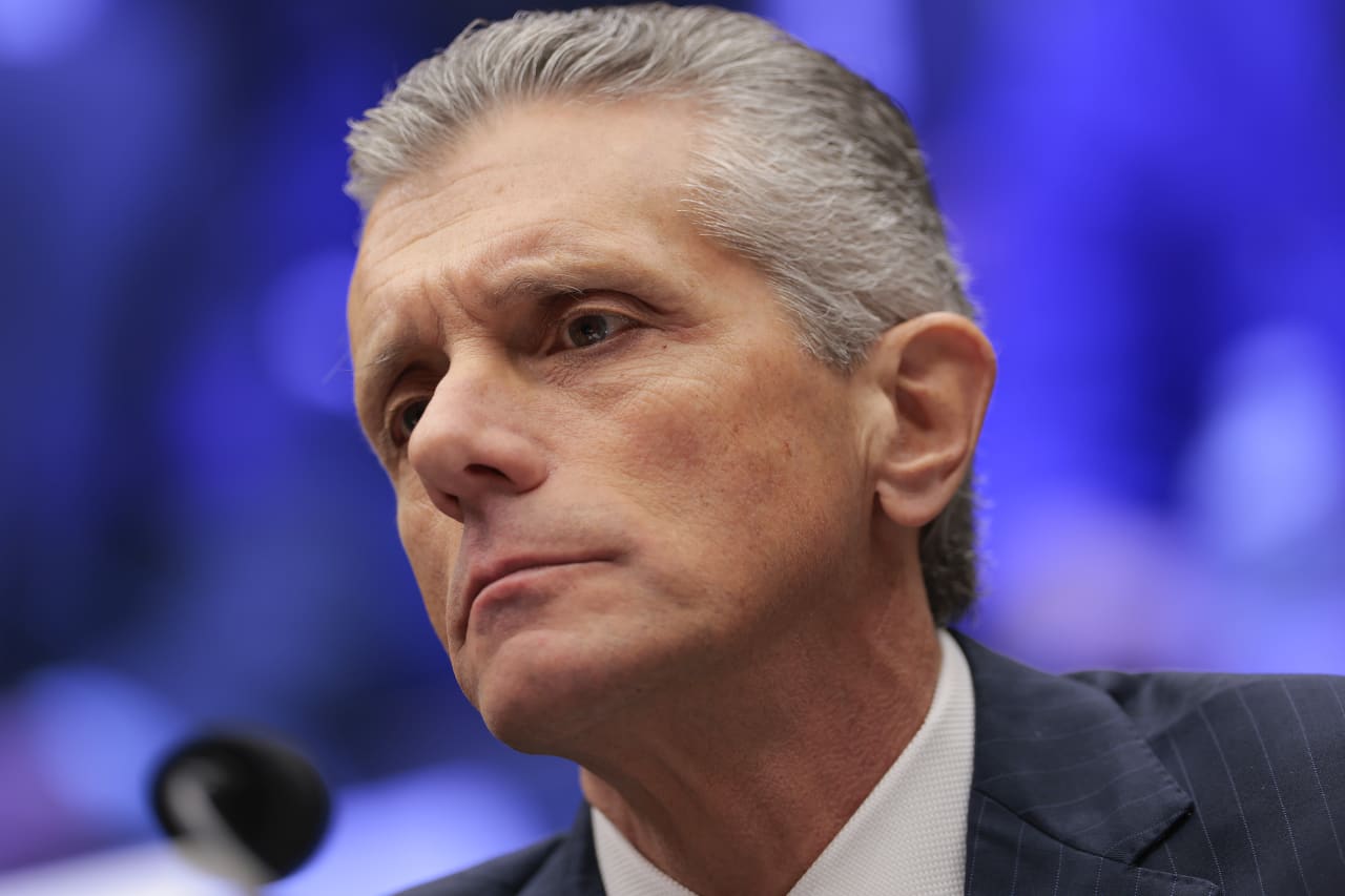 Cigna’s longtime CEO to step down as health insurers face growing scrutiny