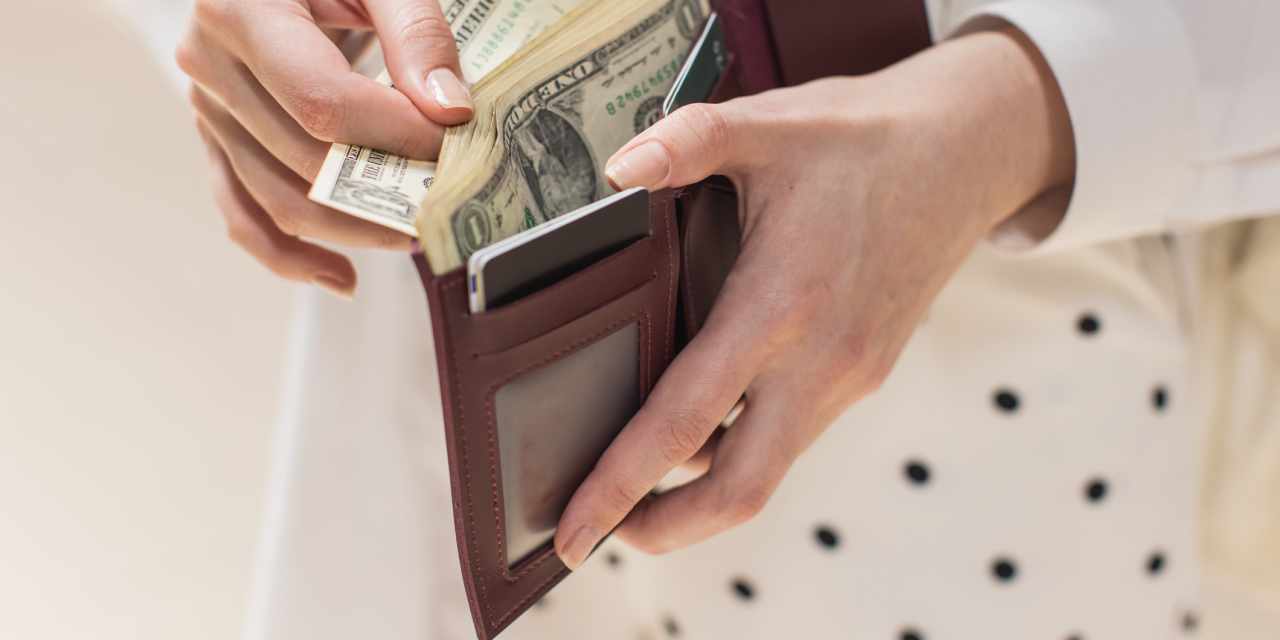 Strategist makes ‘jaw-dropping’ call — the dollar will rally, thanks to booming productivity