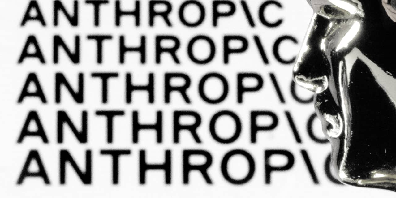 Anthropic just set the stage for a blockbuster IPO — beating OpenAI to the ...