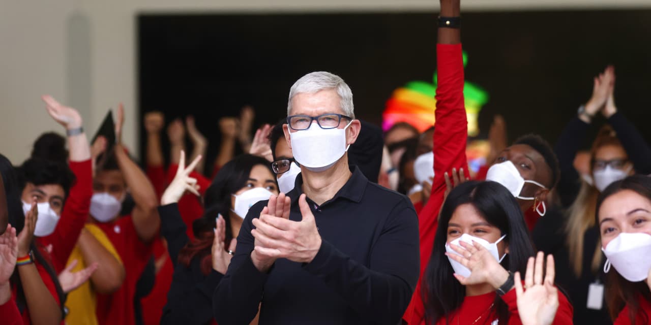 #: Apple warns suppliers over iPhone demand: report
