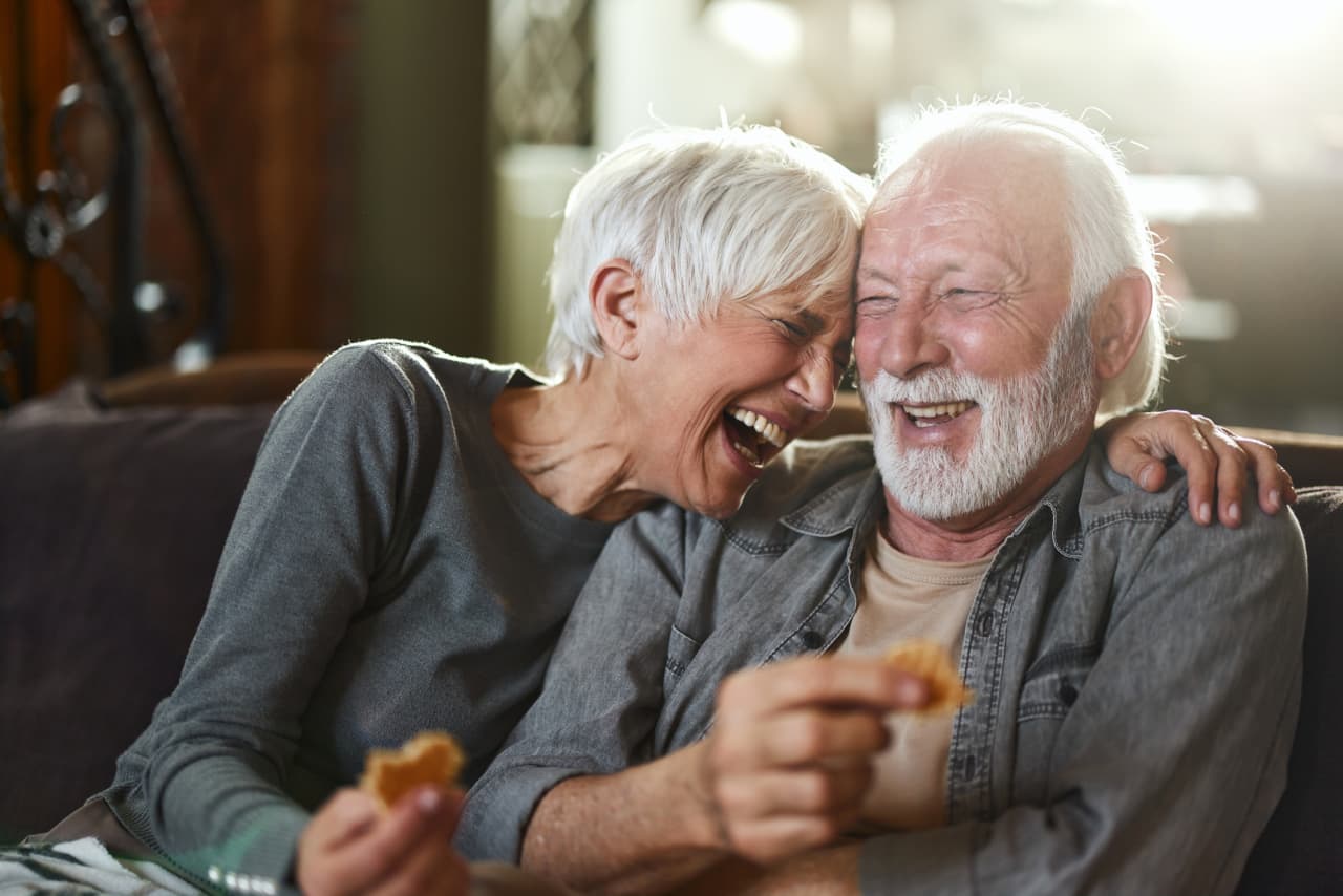 El típico vendedor de viviendas en EE. UU. nunca ha sido mayor, dicen agentes inmobiliarios