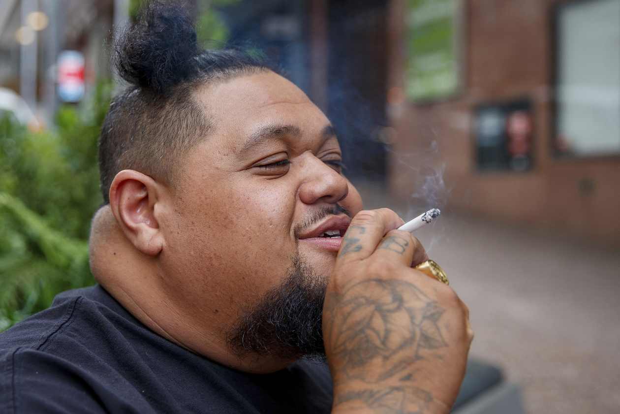 New Zealand to ban smoking for anyone born after 2008