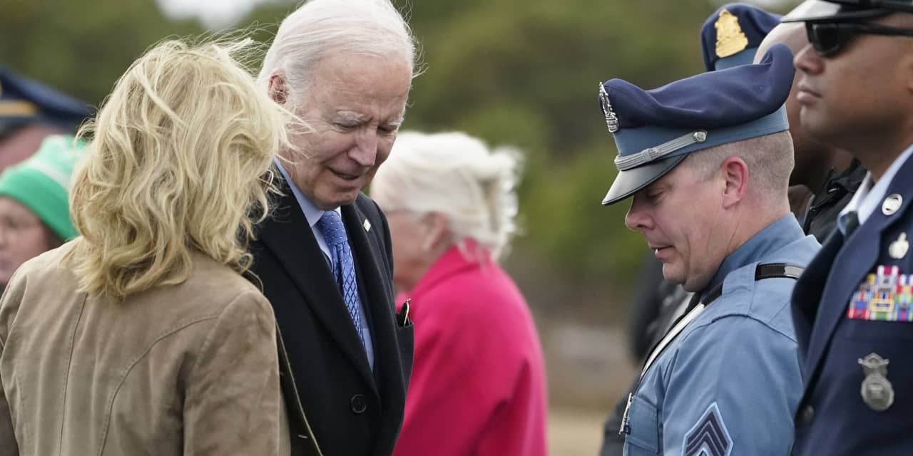 Biden will meet with new supply chain council, announce steps to firm up U.S. logistics