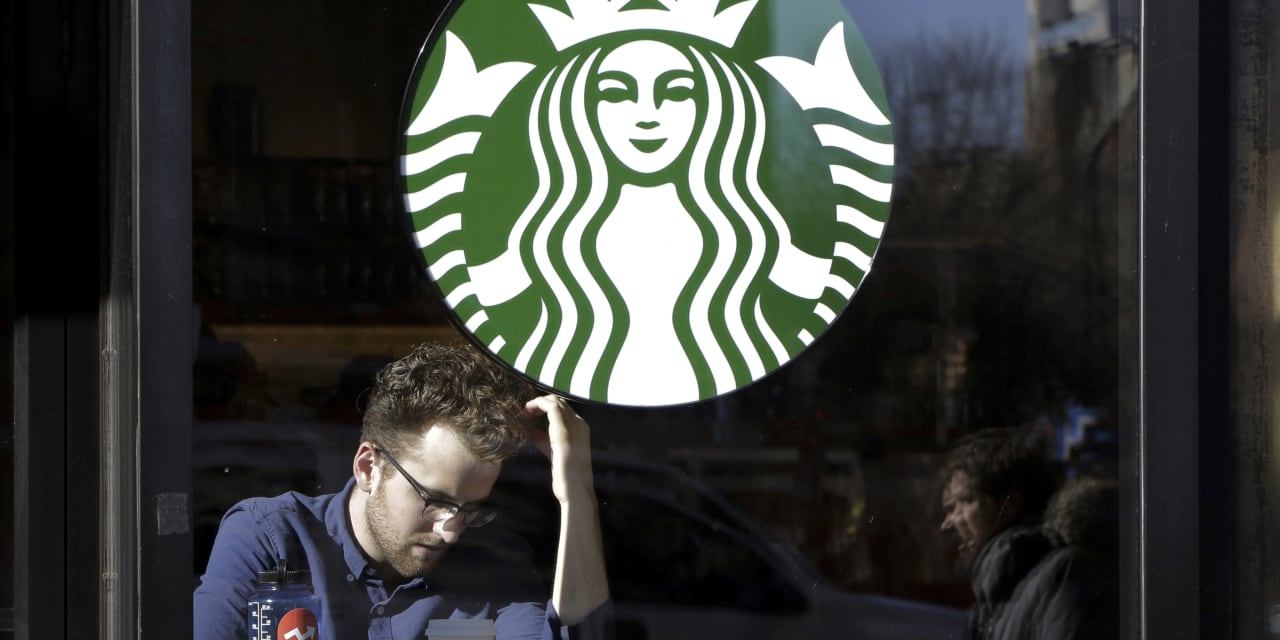 Starbucks labor report calls for better training on union issues - Vimarsana News