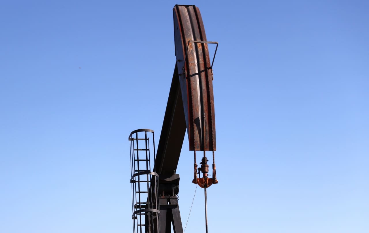 Oil prices close at 9-week low after OPEC leaves demand outlook unchanged