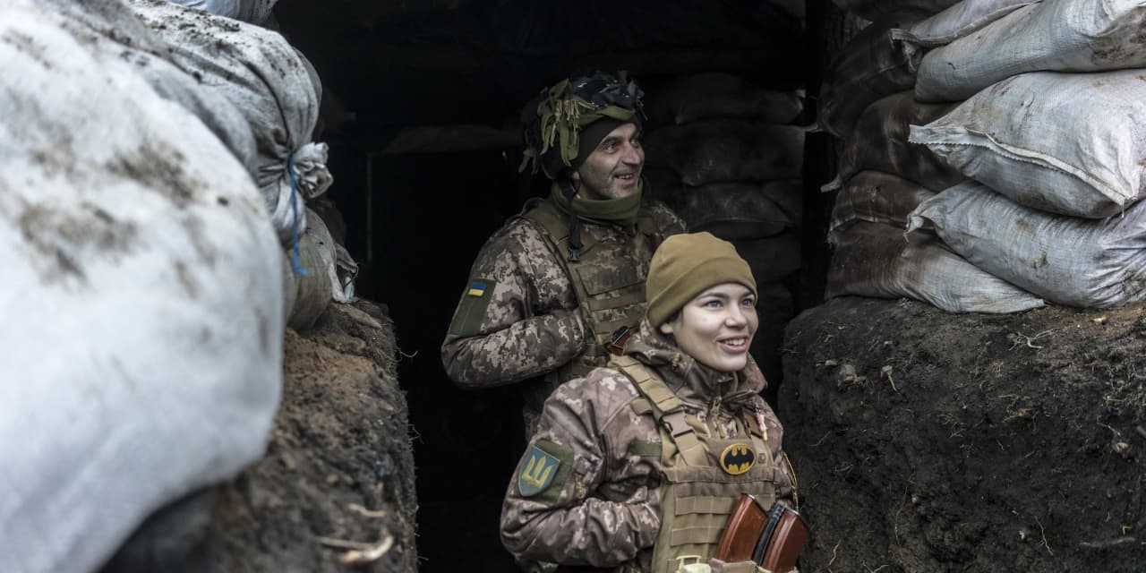 #The Wall Street Journal: U.S. clears Baltic allies to send American-made weapons to Ukraine as Russian standoff intensifies