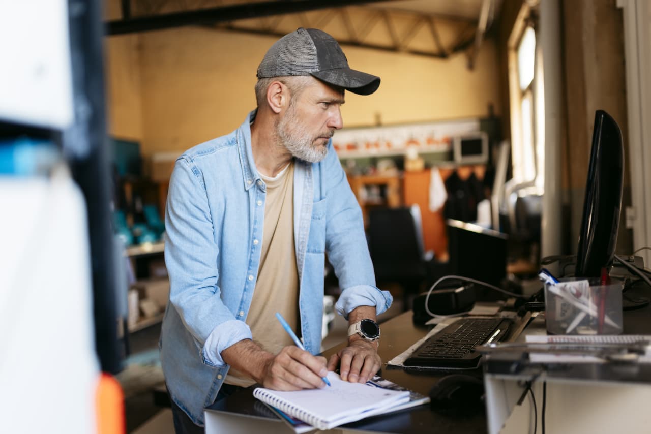 Nearly half of workers 55 and older don’t plan on using AI in their jobs. How to make it work for you.