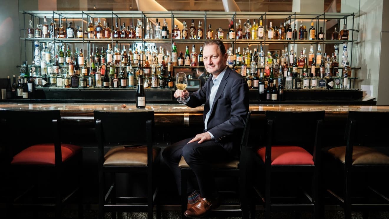 #The Margin: ‘It’s a gut punch to the industry’: NYC restaurants and bars struggle with the omicron wave