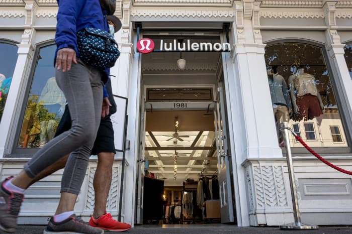 Lululemon is launching a membership program, part of a plan to reach $12.5  billion in revenue in five years - MarketWatch