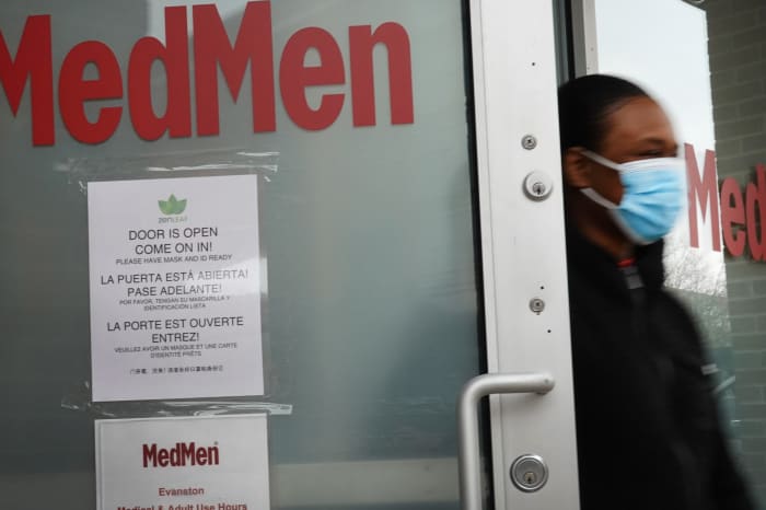 MedMen Enterprises Inc.s Market Value Plummets From $3 Billion to Zero