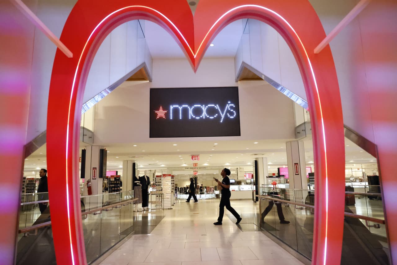 Macy’s to add two Arkhouse nominees to board in deal that will end proxy contest