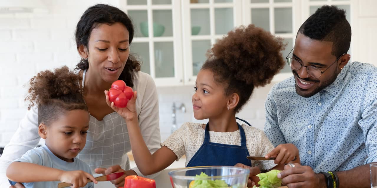 #: Analysts say this is the least expensive restaurant option to feed a family of four