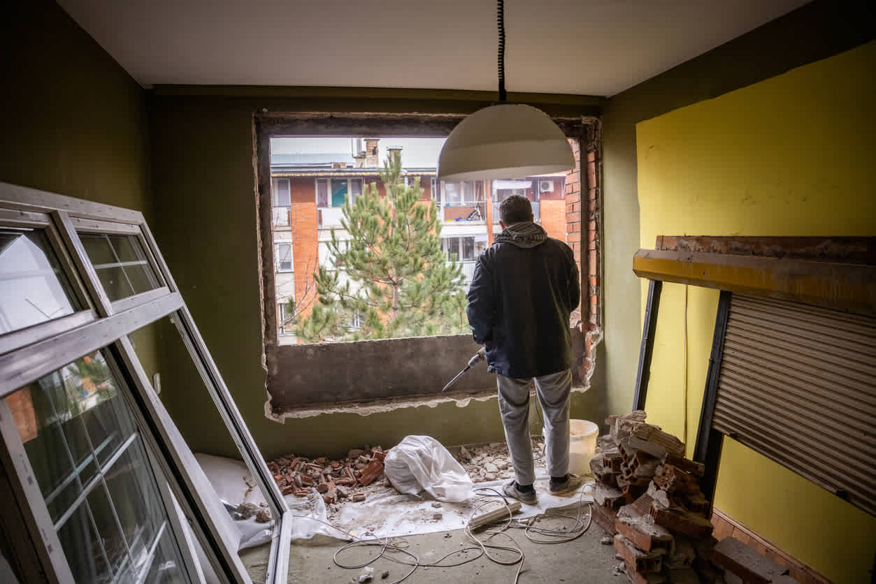 ‘He broke down in tears’: I gave my contractor $100,000, but he used it to pay off his debts. What chance do I have of getting my money back?