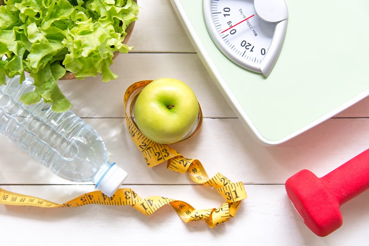 Young Healthy Girl On Home Scales Stock Photo - Download Image Now -  Dieting, Weight Scale, Weight - iStock