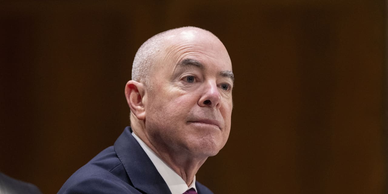 House GOP votes on Mayorkas impeachment as border becomes 2024 campaign issue - Vimarsana News
