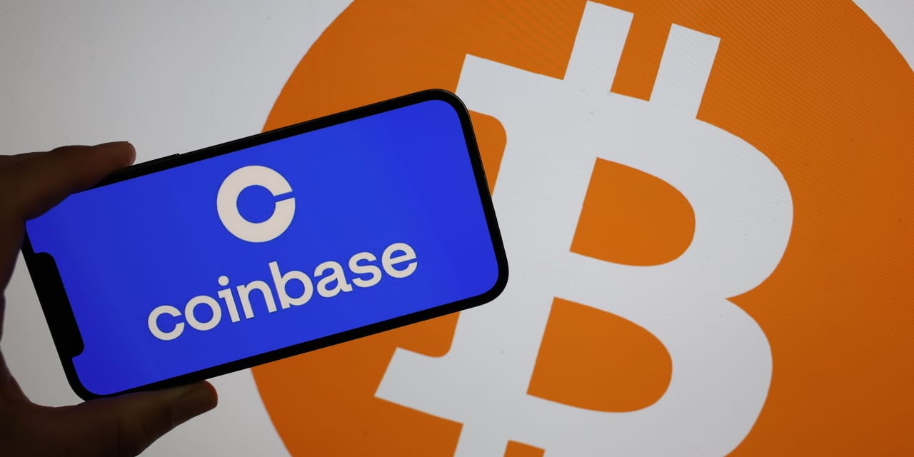 Coinbase's stock gains as JPMorgan abandons bearish call less than a month in - Vimarsana News