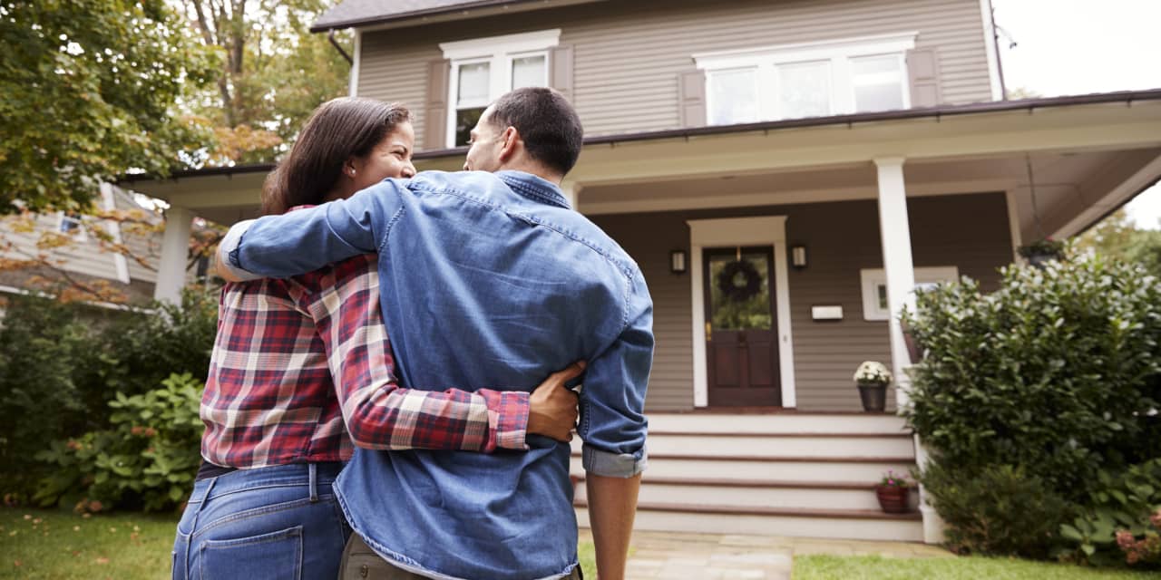 These HELOC rates just dropped, but here’s what to know before you take out a home equity line of credit