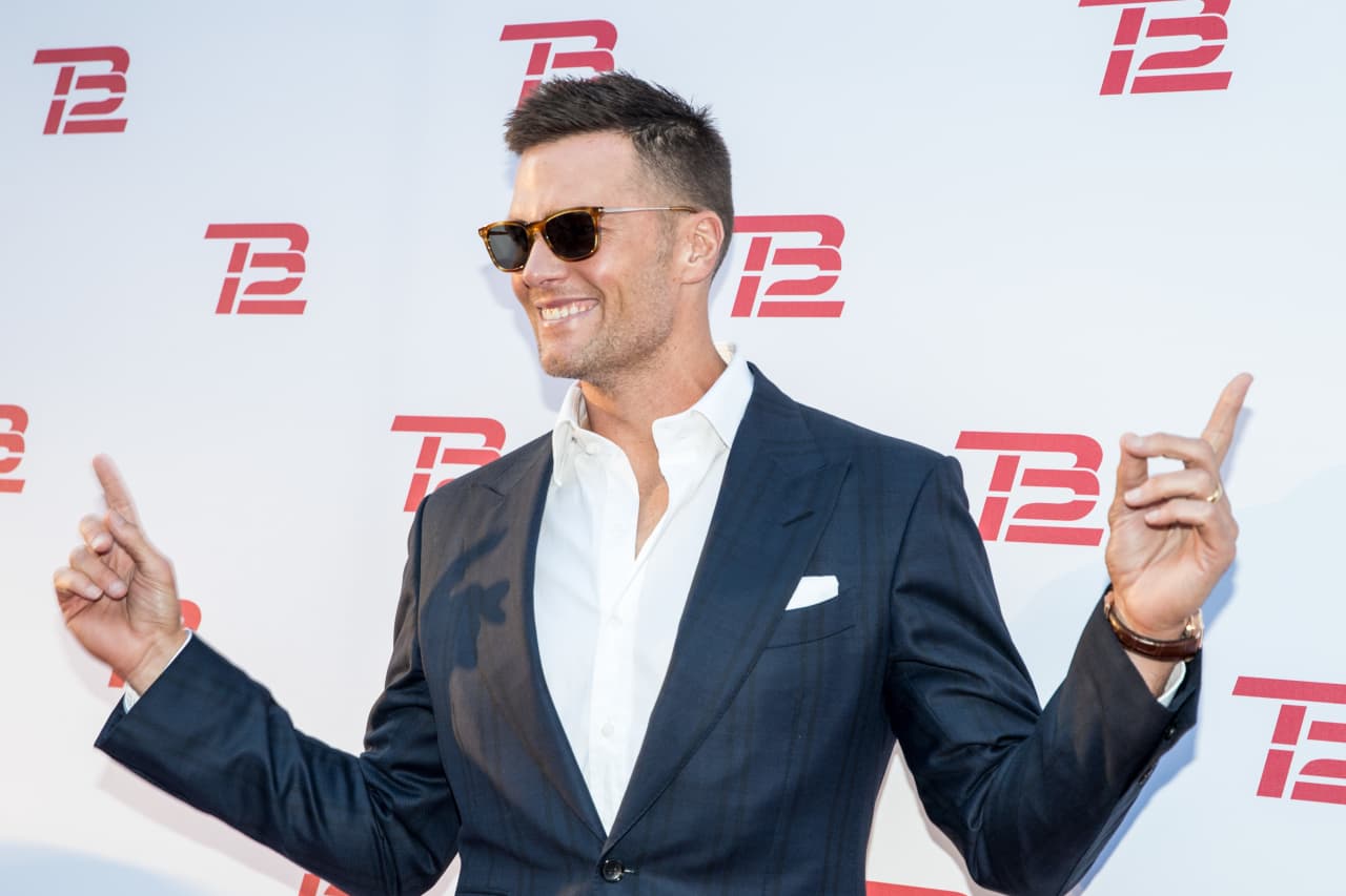 Tom Brady has made $512 million as an NFL player — and has that $375  million contract with Fox Sports in his back pocket - MarketWatch