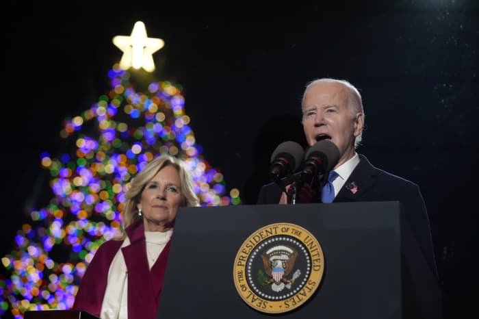 Biden lights the National Christmas Tree, taking his turn to bring holiday  spirit to Washington - WTOP News