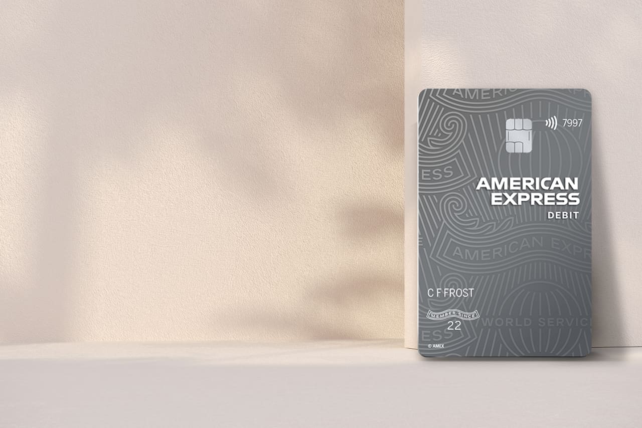 American Express rolls out first debit card and checking account for  consumers - MarketWatch