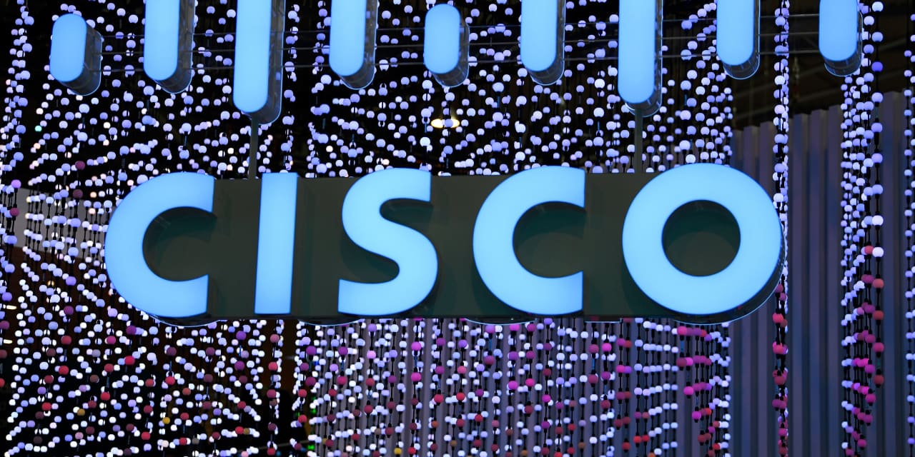 Cisco made takeover provide price over  billion for Splunk