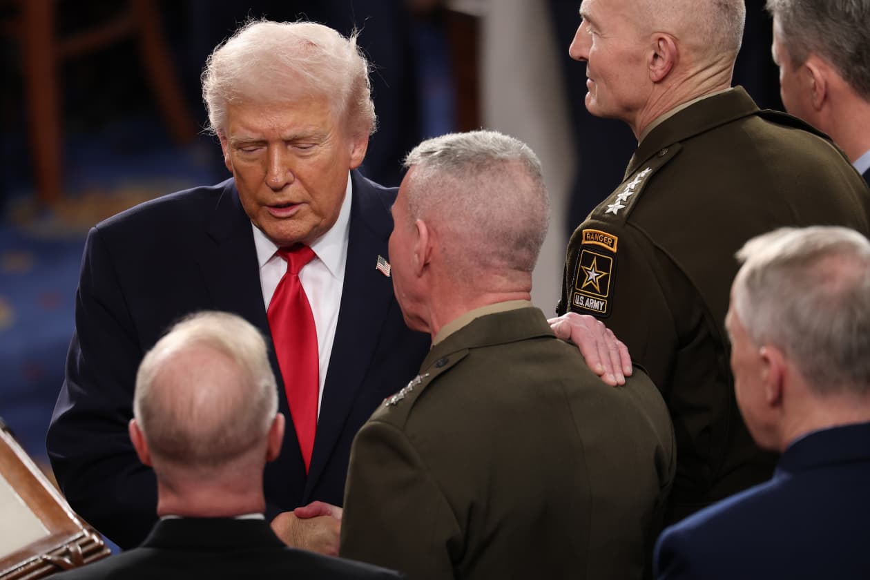 President Donald Trump greets members of the Joint Chiefs of Staff.