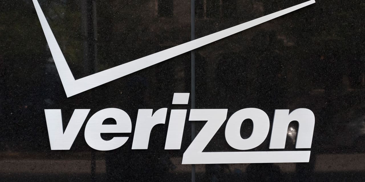 Where the money goes: Verizon’s new 30-year green bond deal adds to its transparency push
