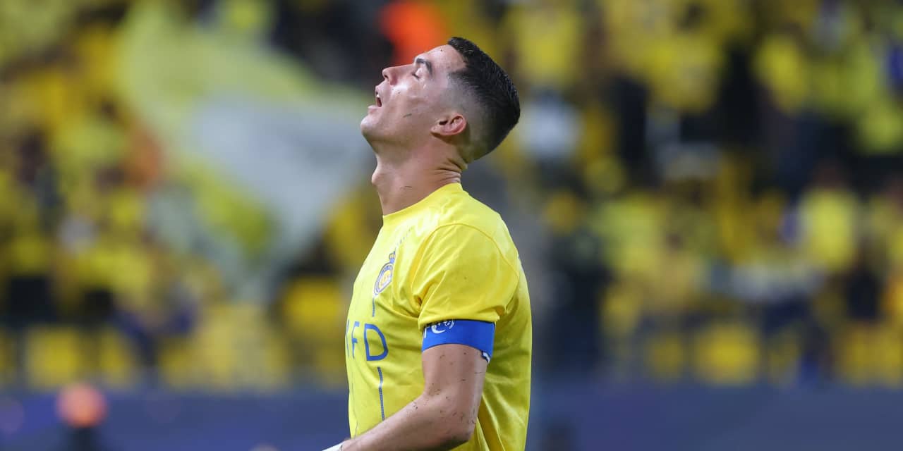 Why do people keep suing celebrities like Ronaldo and Tom Brady over crypto losses?