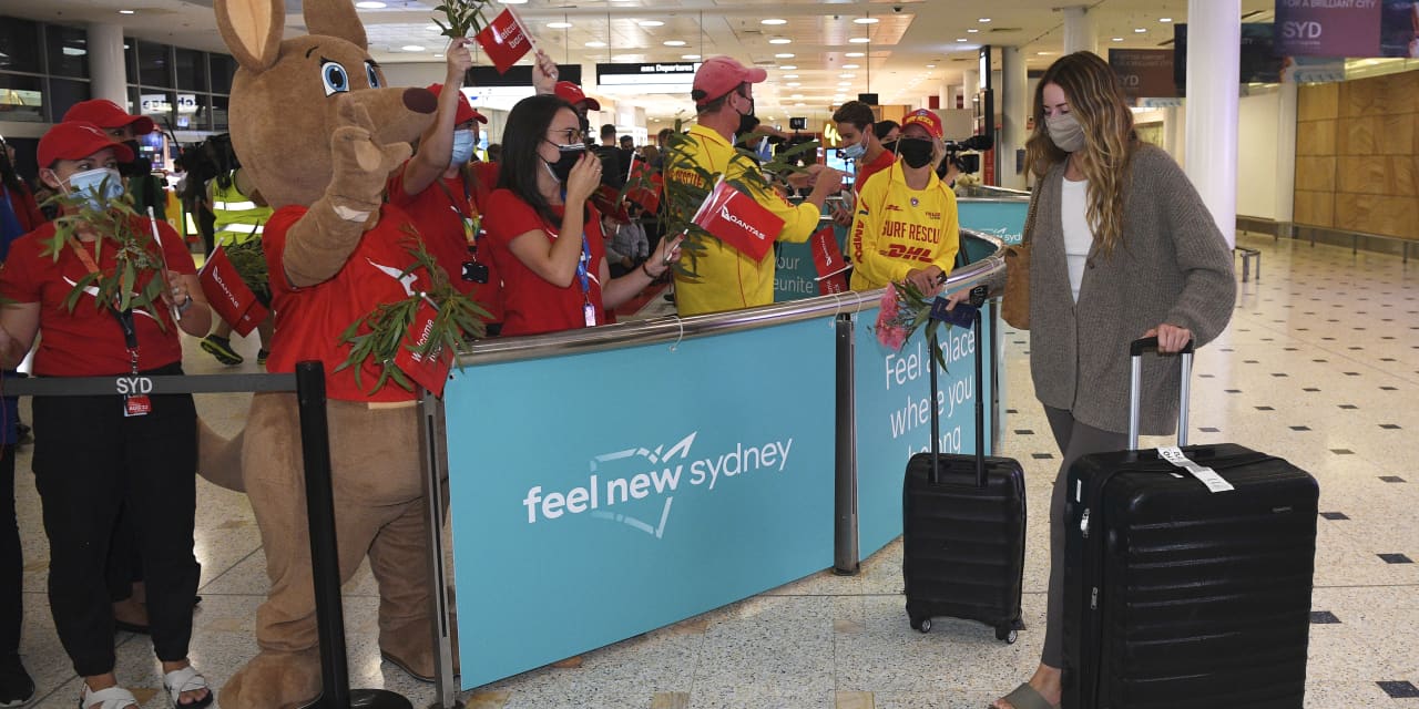 Australia welcomes back international tourists, business travelers after nearly 2 years