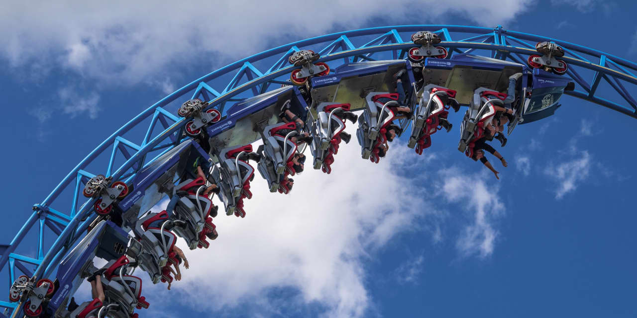Beware ‘pricey’ stocks as inflation may ‘roller-coaster back up,’ says BlackRock - MarketWatchMarketWatch Site Logo